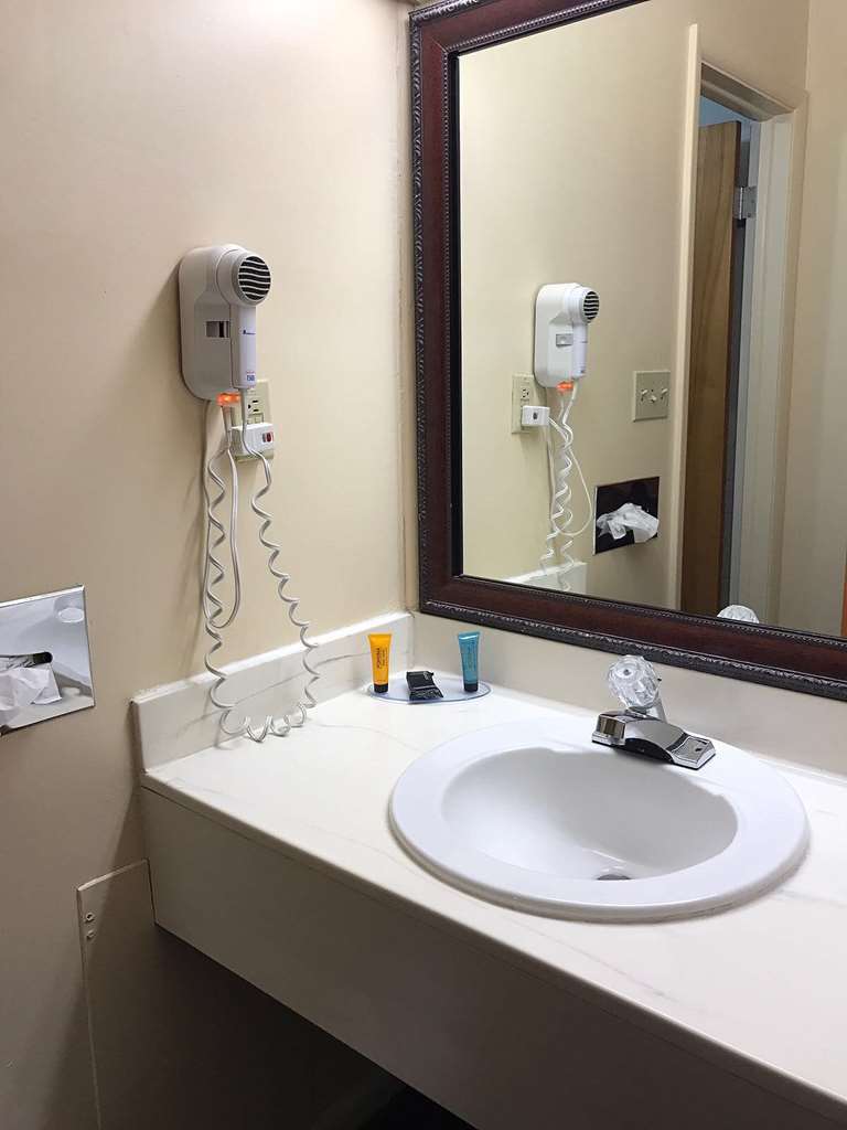 Asam Hotel Goodland Room photo