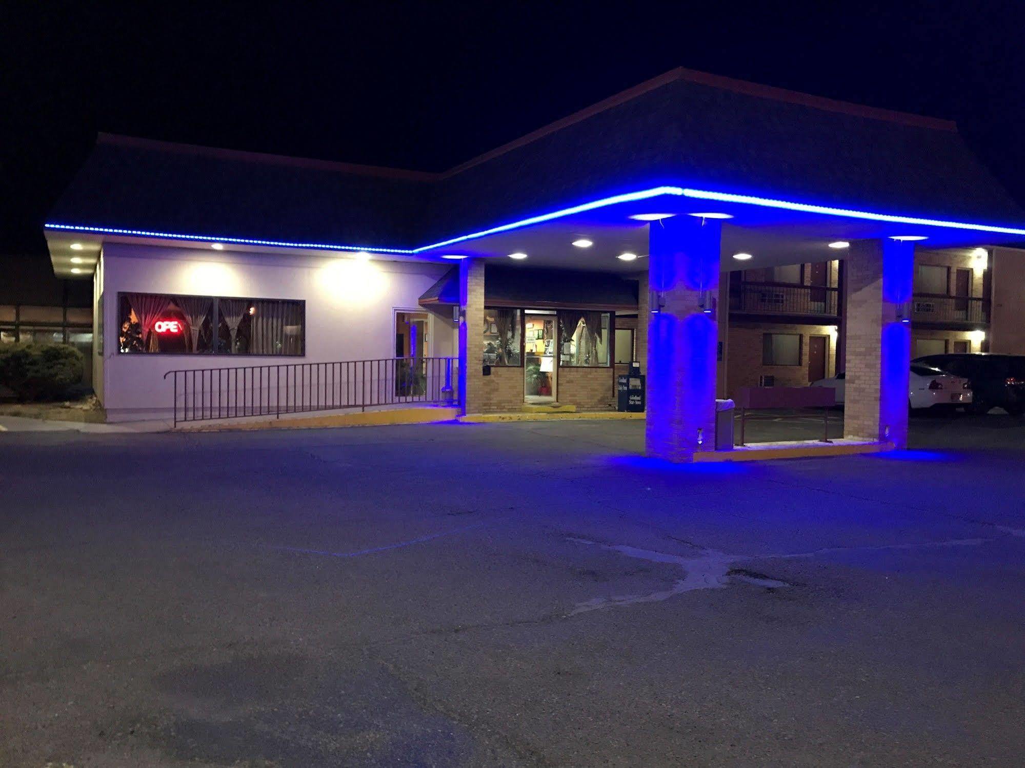 Asam Hotel Goodland Exterior photo